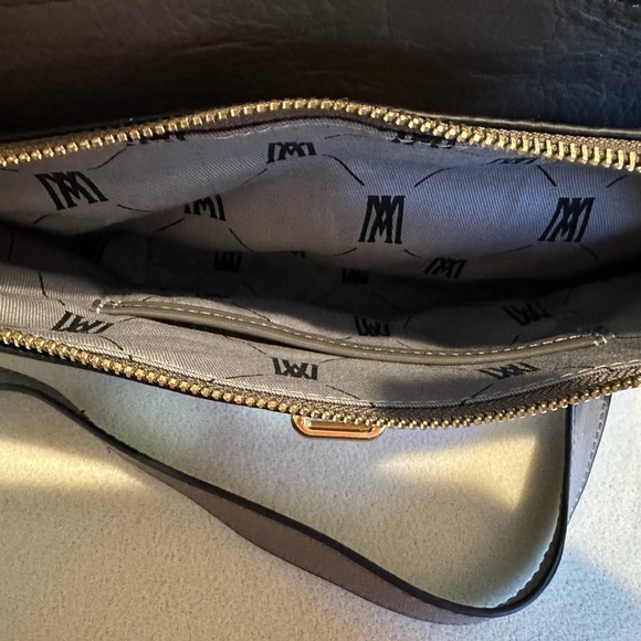 Antonio Melani Vintage Shoulder Bag - Picture 7 of 15